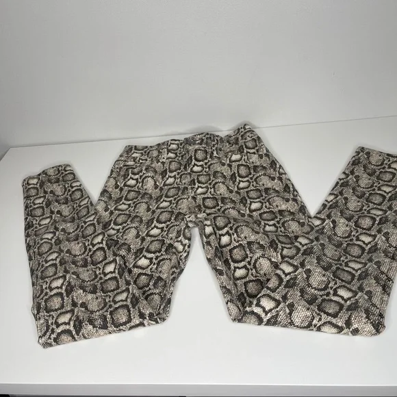 Good American Good Legs Snake High Waist - Picture 3 of 11